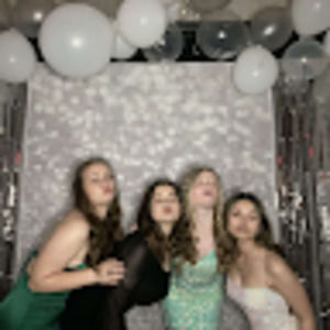 Meet your Posher, Raven